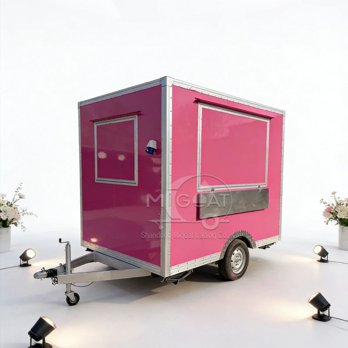Trendy Pink Mobile Food Truck  - Food E Snacks reseña y precio